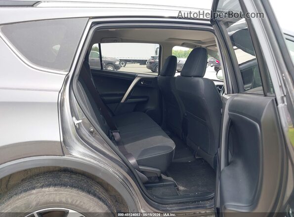 JTMRFREV8JJ723315 2018 TOYOTA RAV4 Gray Widok naklejki z numerem VIN