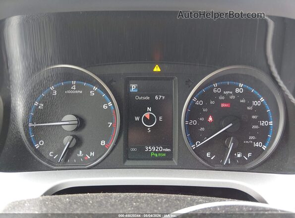 JTMRFREV9JJ196370 2018 TOYOTA LE Silver Vista de los asientos traseros