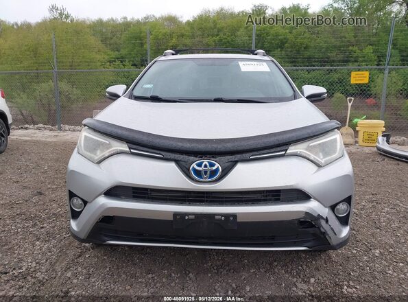 JTMRJREV1GD027112 2016 TOYOTA LE Silver Rear interior view