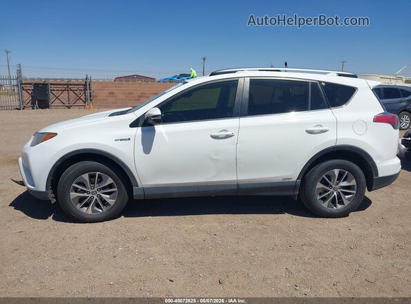 JTMRJREV3JD174331 2018 TOYOTA LE White 