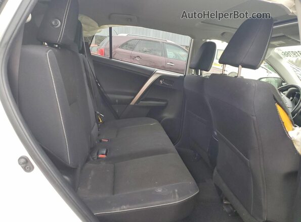 JTMRJREV9GD053084 2016 TOYOTA RAV4 White Vista de los asientos traseros