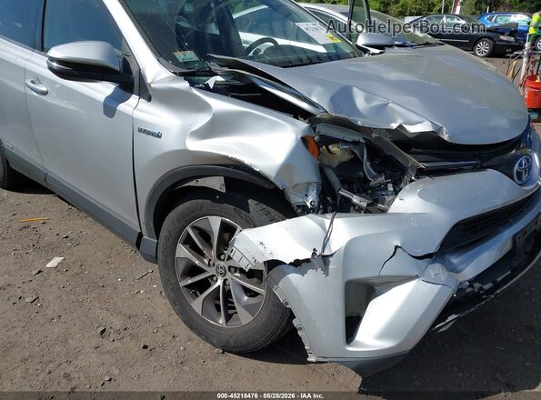 JTMRJREVXGD031983 2016 TOYOTA RAV4 HYBRID Silver Вид спереду