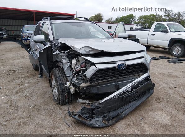 JTMRWRFV3MJ054504 2021 TOYOTA RAV4 Silver Front view