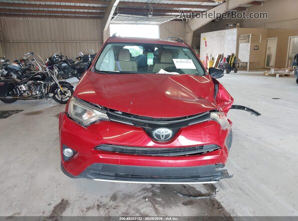 JTMWFREV3HJ107924 2017 TOYOTA RAV4 Red Սալոնի հետևի տեսք