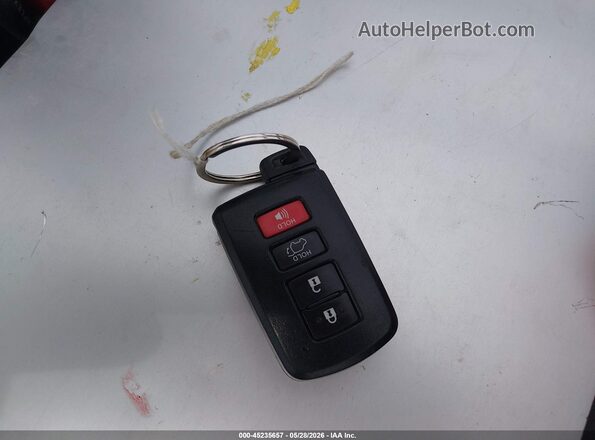 JTMWFREV3HJ124755 2017 TOYOTA RAV4 Gray Widok deski rozdzielczej