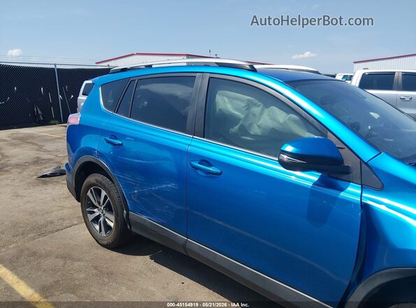 JTMWFREV4HJ705942 2017 TOYOTA RAV4 Blue 