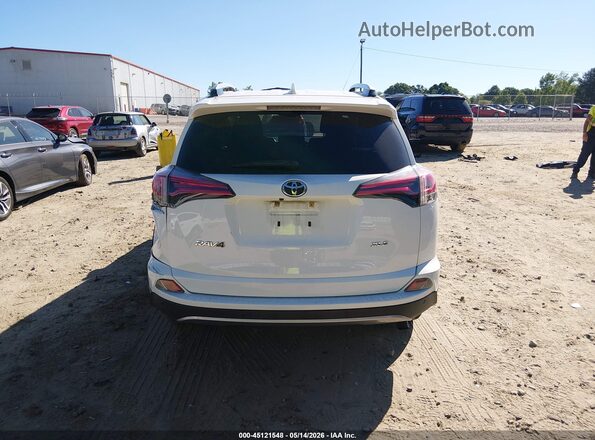 JTMWFREV4JD123070 2018 TOYOTA RAV4 White 