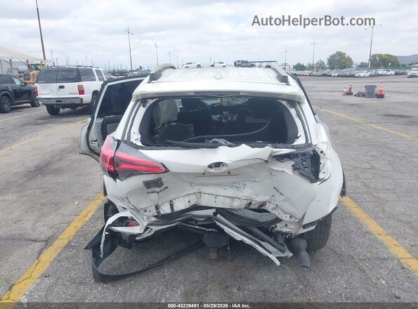 JTMWFREV5JJ744707 2018 TOYOTA RAV4 White 