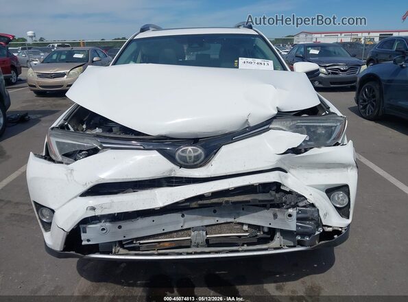 JTMWFREV6JJ737698 2018 TOYOTA LE White Vista del salpicadero