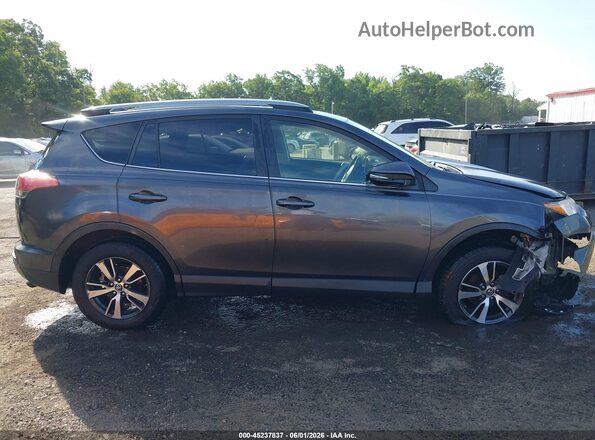 JTMWFREV8HJ700209 2017 TOYOTA RAV4 Gray 