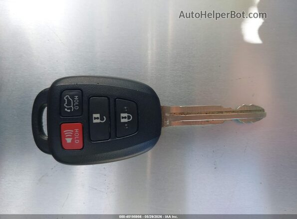 JTMWFREVXGJ068487 2016 TOYOTA RAV4 Gray Dashboard view