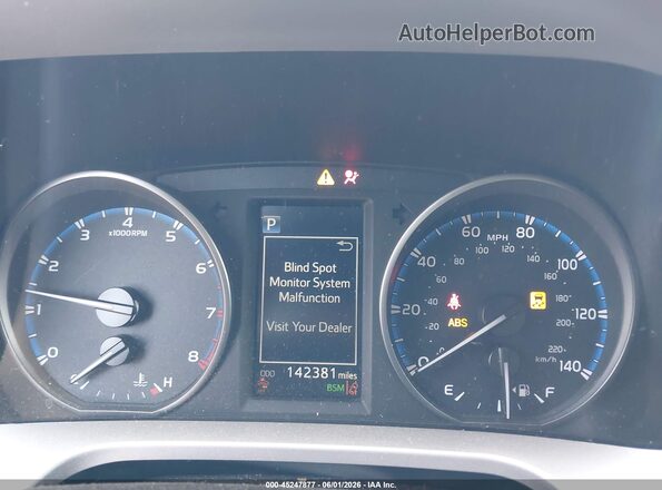 JTMWFREVXHD107899 2017 TOYOTA RAV4 Синий Вид задних сидений
