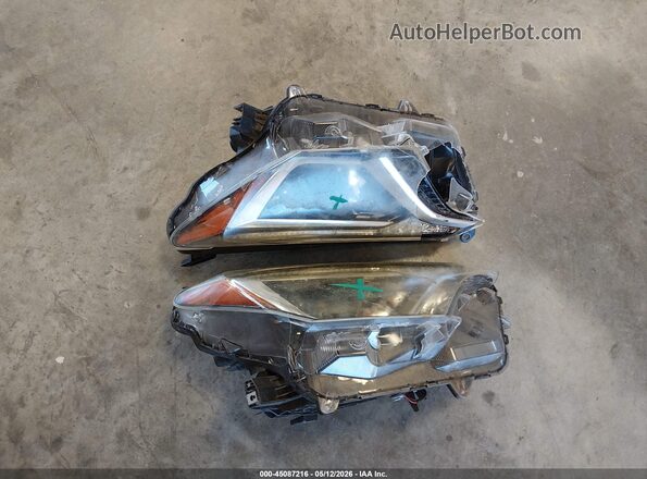 JTMWFREVXHJ128723 2017 TOYOTA LE Бордовый Вид щитка приборов