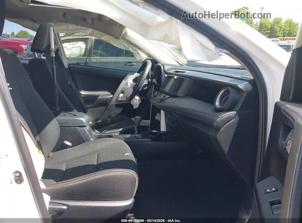 JTMWFREVXJD117516 2018 TOYOTA LE White Front interior view