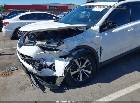 JTMWFREVXJD117516 2018 TOYOTA LE White Front view