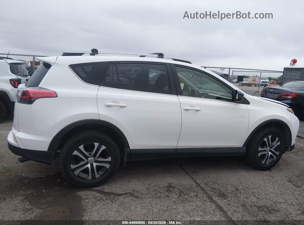 JTMZFREV0JJ735409 2018 TOYOTA LE Белый Вид задней части салона