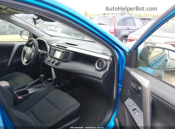JTMZFREV2HJ721358 2017 TOYOTA LE Blue Вид салону спереду