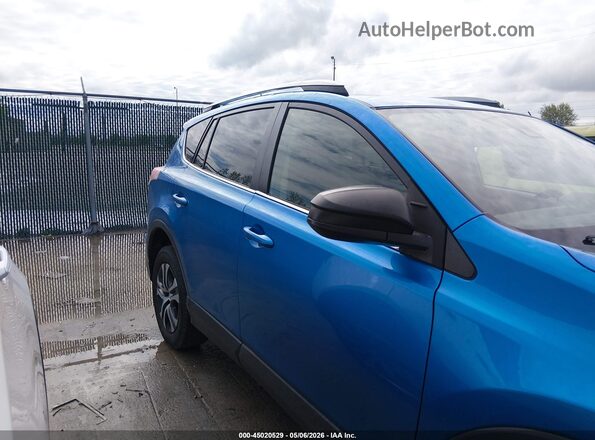 JTMZFREV2HJ721358 2017 TOYOTA LE Blue Вид задньої частини салону