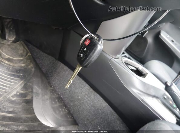JTMZFREV2HJ721358 2017 TOYOTA LE Blue Вид панелі приладів