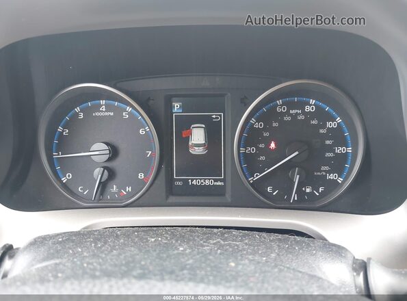 JTMZFREV3HJ126504 2017 TOYOTA RAV4 Gray Հետևի նստատեղերի տեսք