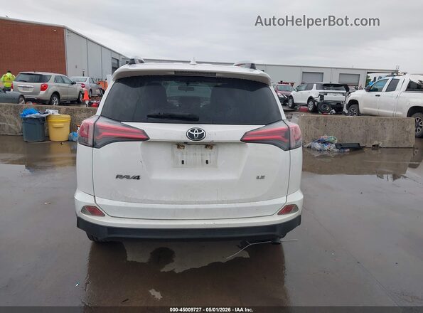 JTMZFREV4GJ093835 2016 TOYOTA LE White 