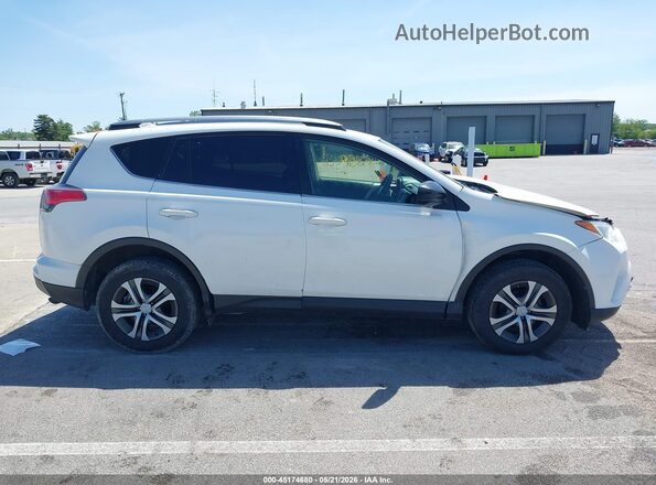 JTMZFREV4JJ166869 2018 TOYOTA RAV4 White Սալոնի հետևի տեսք