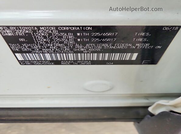 JTMZFREV8JJ747646 2018 TOYOTA RAV4 White 
