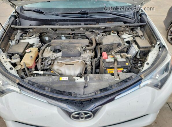 JTMZFREV8JJ747646 2018 TOYOTA RAV4 White 