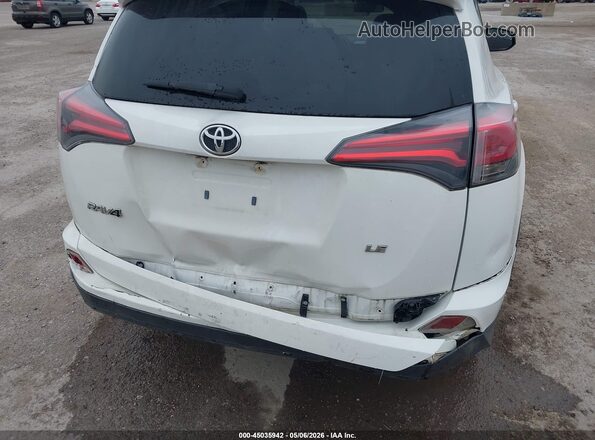 JTMZFREV9HJ140388 2017 TOYOTA LE White Вид спереду