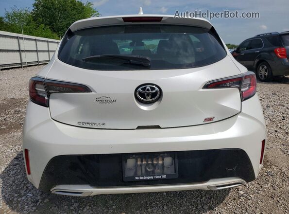 JTND4MBE8M3127035 2021 TOYOTA COROLLA White 
