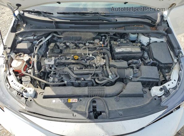 JTND4MBE8M3127035 2021 TOYOTA COROLLA White 