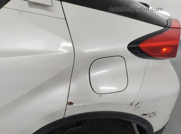 JTNKHMBX3M1105954 2021 TOYOTA C-HR White 