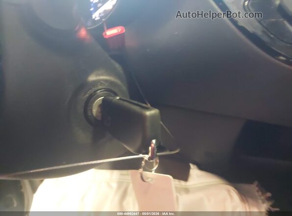 JTNKHMBX6M1111652 2021 TOYOTA LE Gray Առջևի վահանակի տեսք