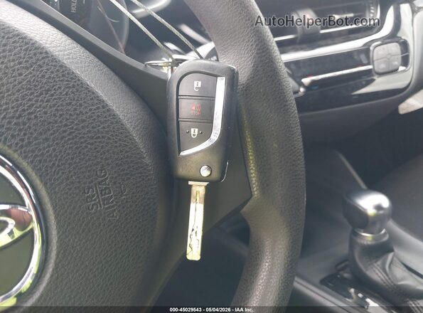 JTNKHMBX8K1055095 2019 TOYOTA LE White Вид панелі приладів