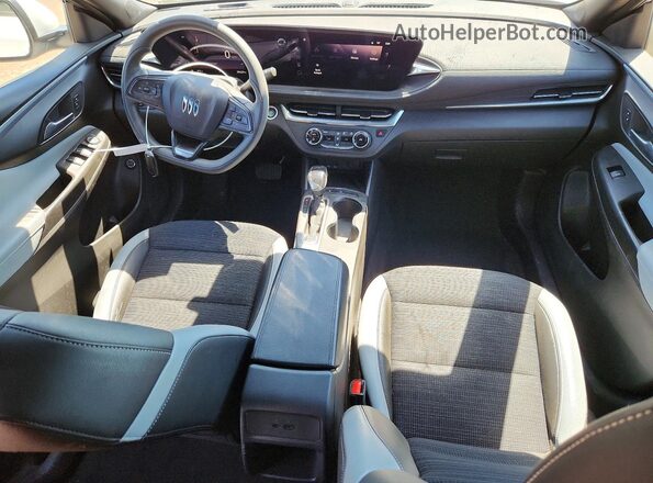 KL47LAE20RB166374 2024 BUICK OTHER White Dashboard view