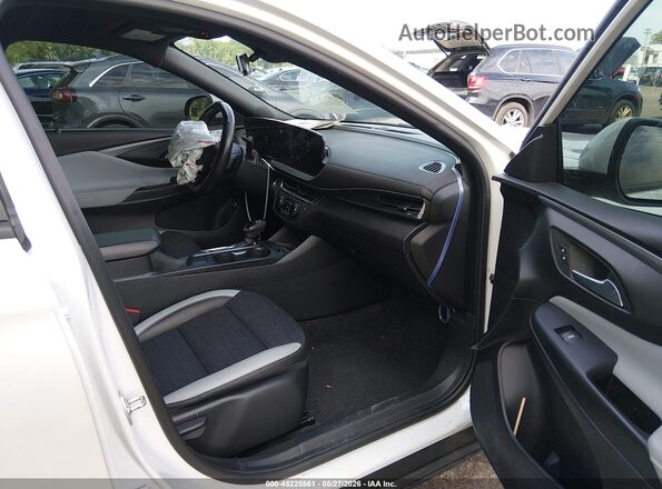 KL47LAE26RB021324 2024 BUICK OTHER White Widok wnętrza z przodu