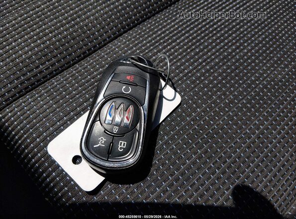 KL47LAEP2TB097593 2026 BUICK OTHER Белый Вид панели приборов