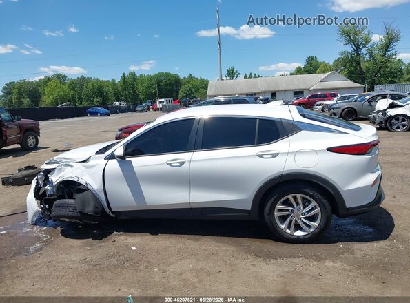 KL47LAEP3SB143009 2025 BUICK OTHER White სალონის 360-გრადუსიანი ხედი