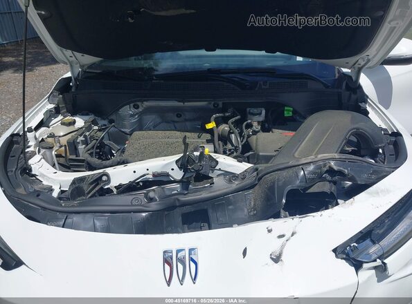 KL47LAEP6SB102857 2025 BUICK OTHER White Вид ззаду