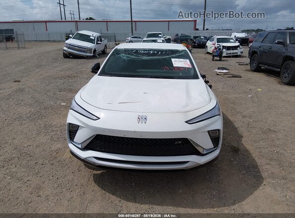 KL47LBEP7TB144736 2026 BUICK OTHER White Widok wnętrza z tyłu