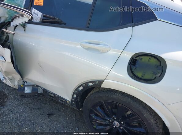 KL47LCEP8SB086396 2025 BUICK OTHER White Դիմացի տեսք