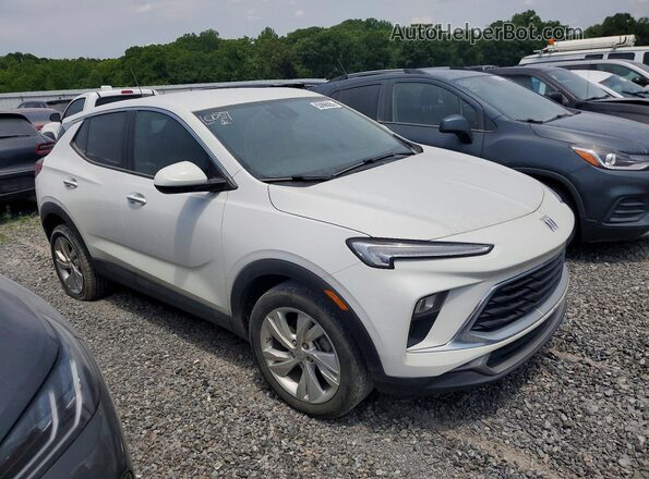 KL4AMBS20RB217496 2024 BUICK ENCORE White Передня права чверть