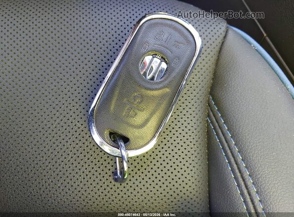 KL4AMDSL6SB045999 2025 BUICK ENCORE Red Առջևի վահանակի տեսք