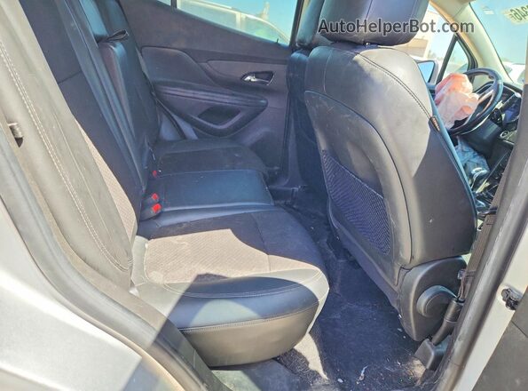 KL4CJASB1KB846749 2019 BUICK ENCORE Серебряный Вид задней части салона