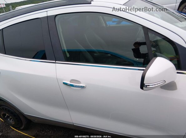 KL4CJASB4HB038727 2017 BUICK ENCORE White 360 interior view
