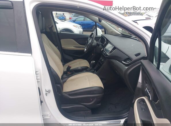 KL4CJASB5KB903602 2019 BUICK ENCORE White Вид салону спереду