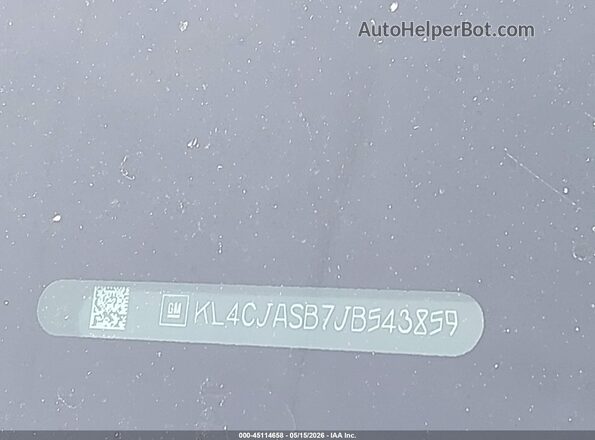 KL4CJASB7JB543859 2018 BUICK ENCORE Silver Widok komory silnika