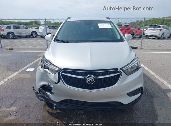 KL4CJASB7JB543859 2018 BUICK ENCORE Silver Widok zestawu wskaźników