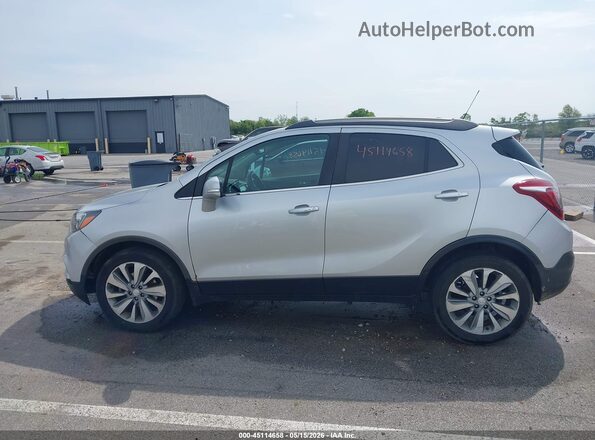 KL4CJASB7JB543859 2018 BUICK ENCORE Silver Widok wnętrza 360 stopni
