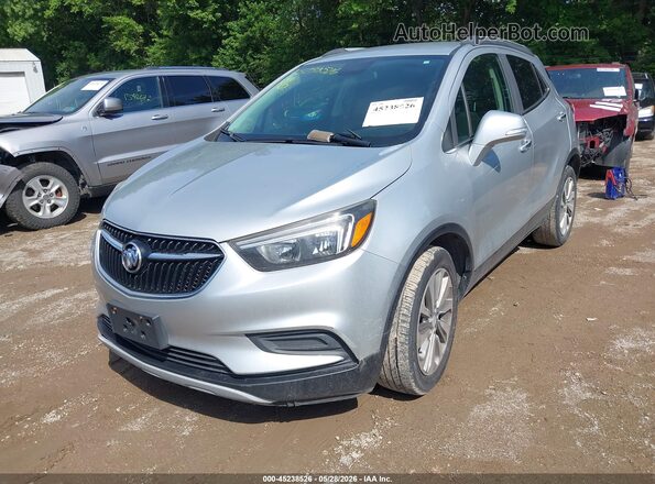 KL4CJASB8JB539514 2018 BUICK ENCORE Silver წინა მარცხენა ხედი სამი მეოთხედიდან